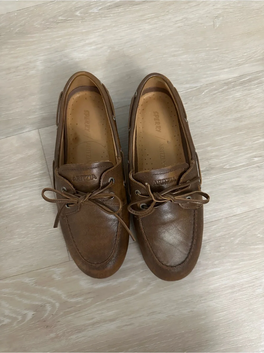 Sperry x Aritzia brown leather loafers